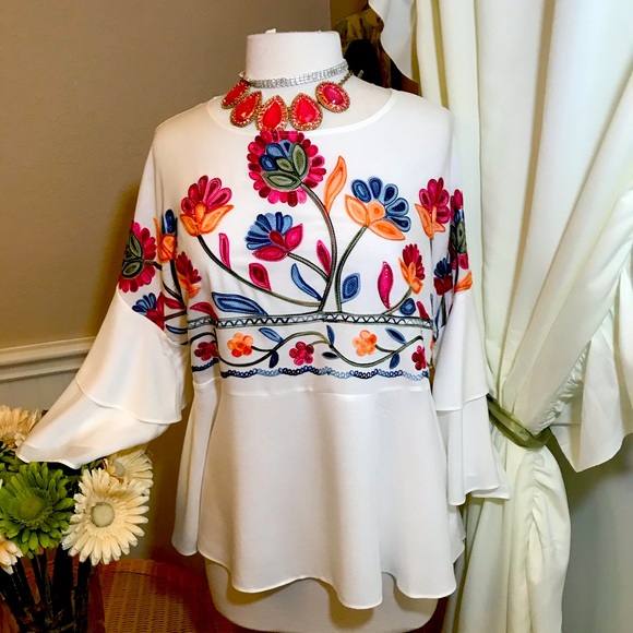 RENEE C EMBROIDERED TOP. Medium - Picture 1 of 6
